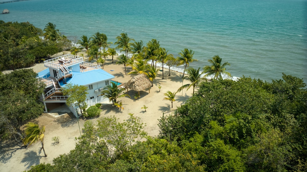 Dolphin Beach Villa