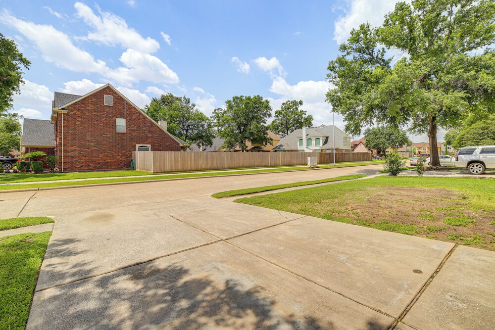 12 Mi to Dtwn Houston: Family-friendly Home!