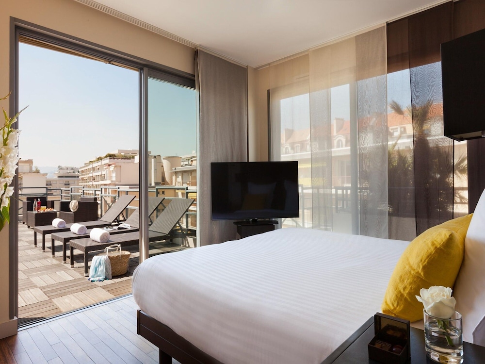 Executive Suite With Fast Wifi, Terrace
