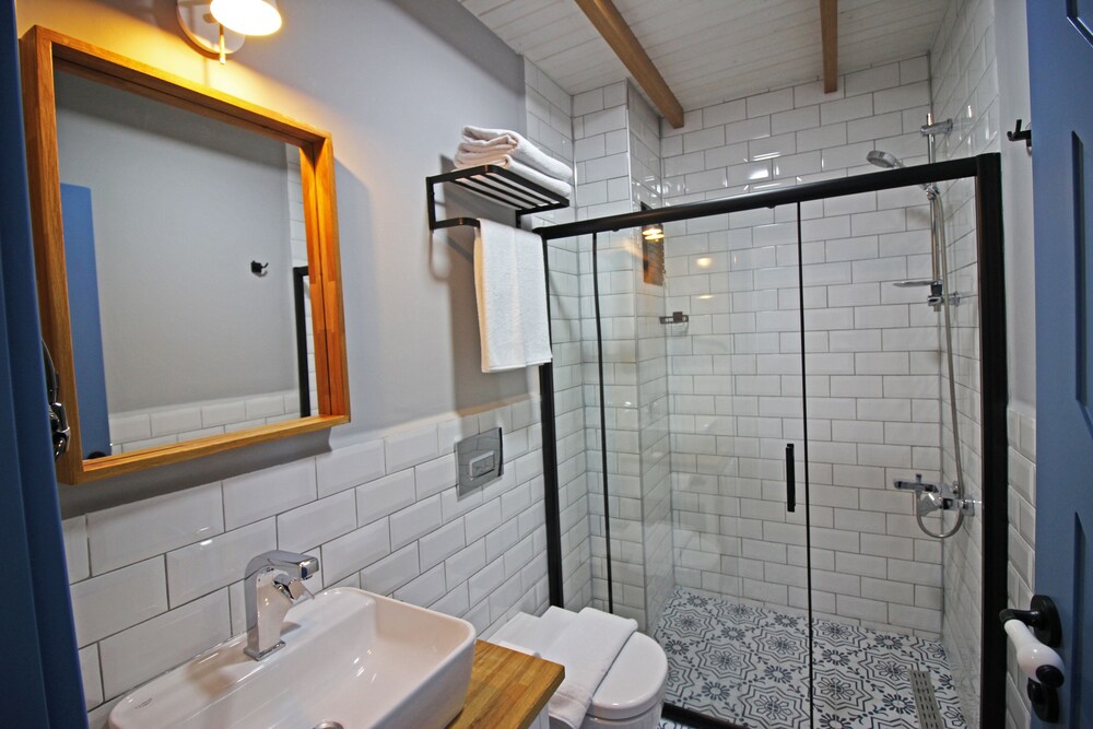 Bozcaada Teras Otel - Image 26