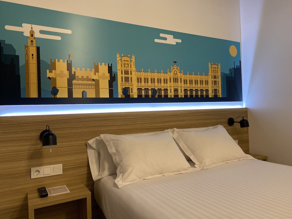 Valencia Vacations - Original Domino House Hotel - Property Image 25