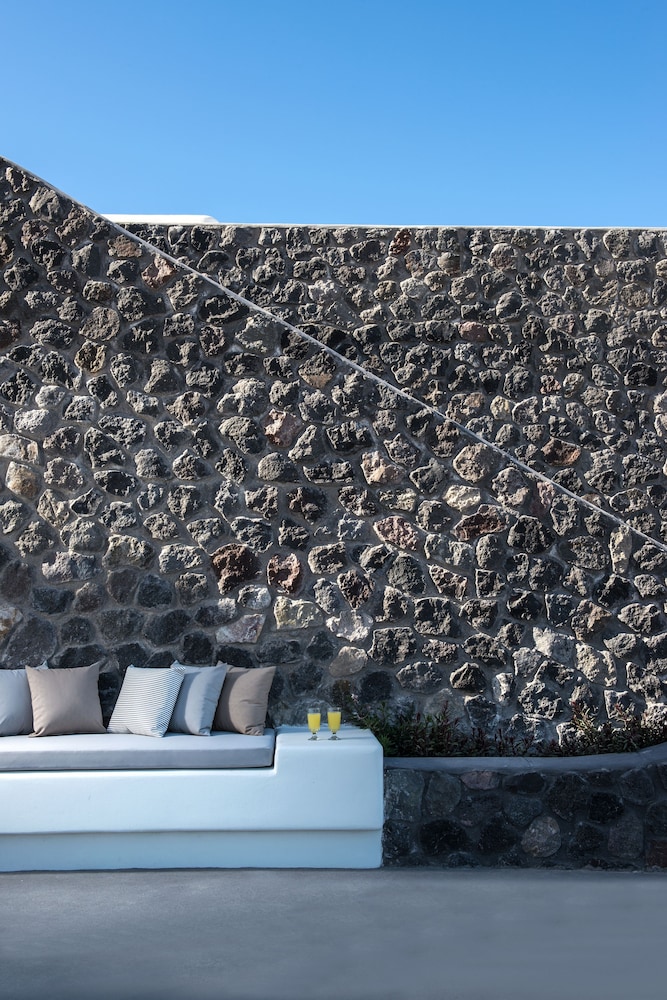Elements of Caldera Suites
