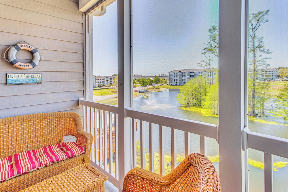 Balcony + Pool Access: Serene Little River Retreat