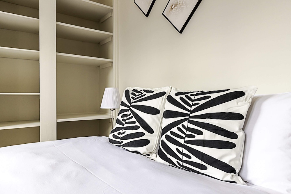 Notting Hill Charm Apartment