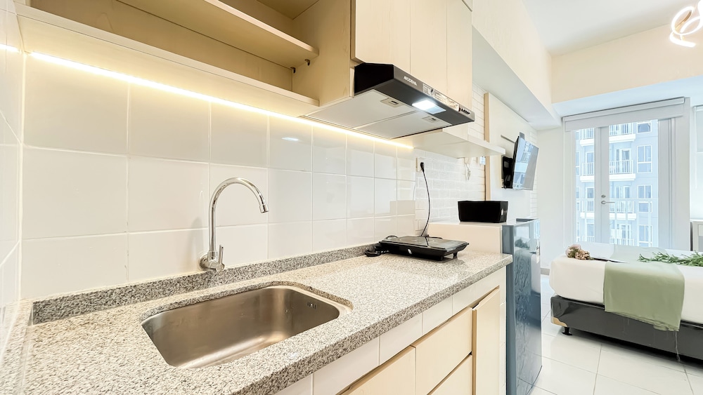 Simple And Good Deal Studio At Tokyo Riverside Pik 2 Apartment