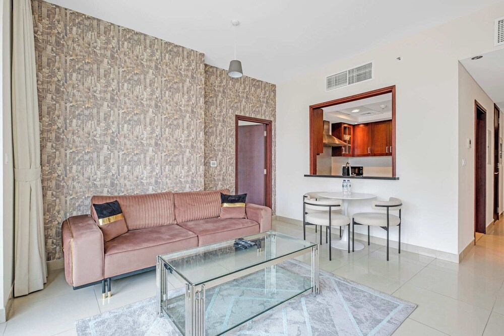 Bellavista- 1 Bedroom Apartment- 29 BLVD