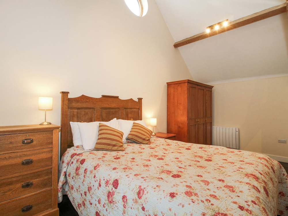 Millstone Cottages - Breidden View
