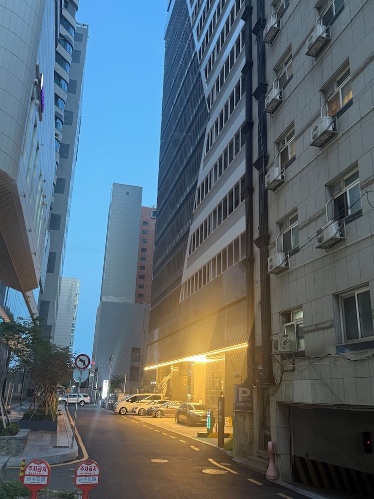 Haeundae Wave