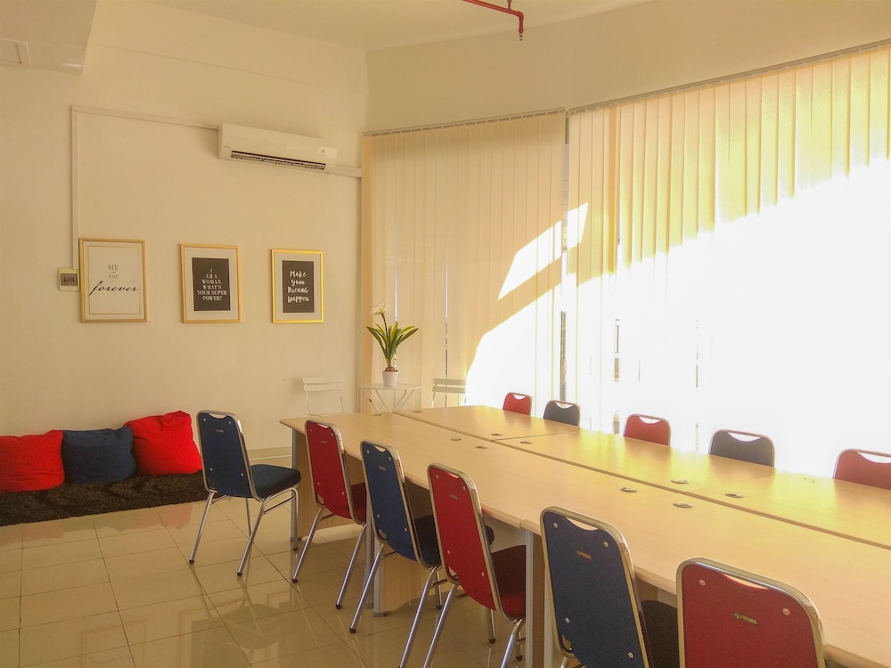 meeting & event spaces