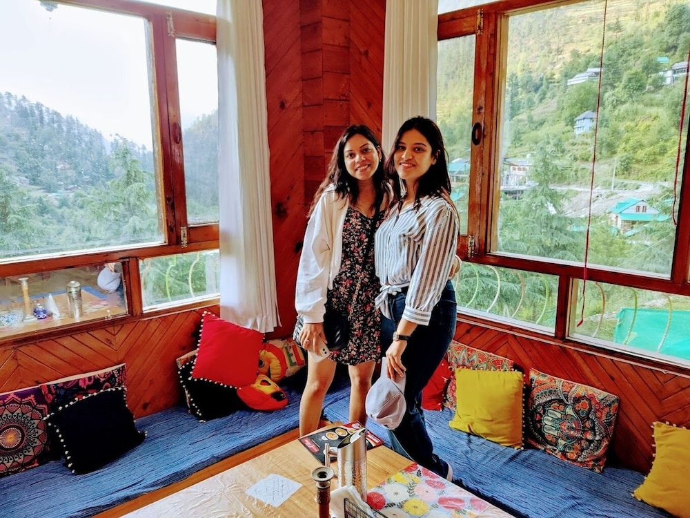 Undiscovered Mountains Hotel