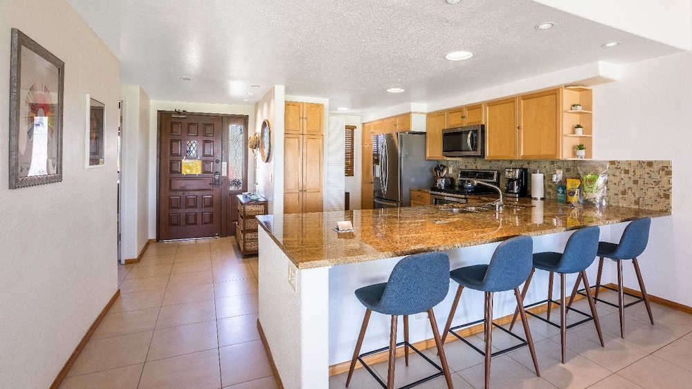 AC - Resort Amenities - Comfortable & Spacious- Vrkcv