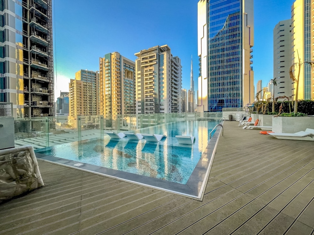 Awesome Studio Apartment With Burj Khalifa View at Business Bay