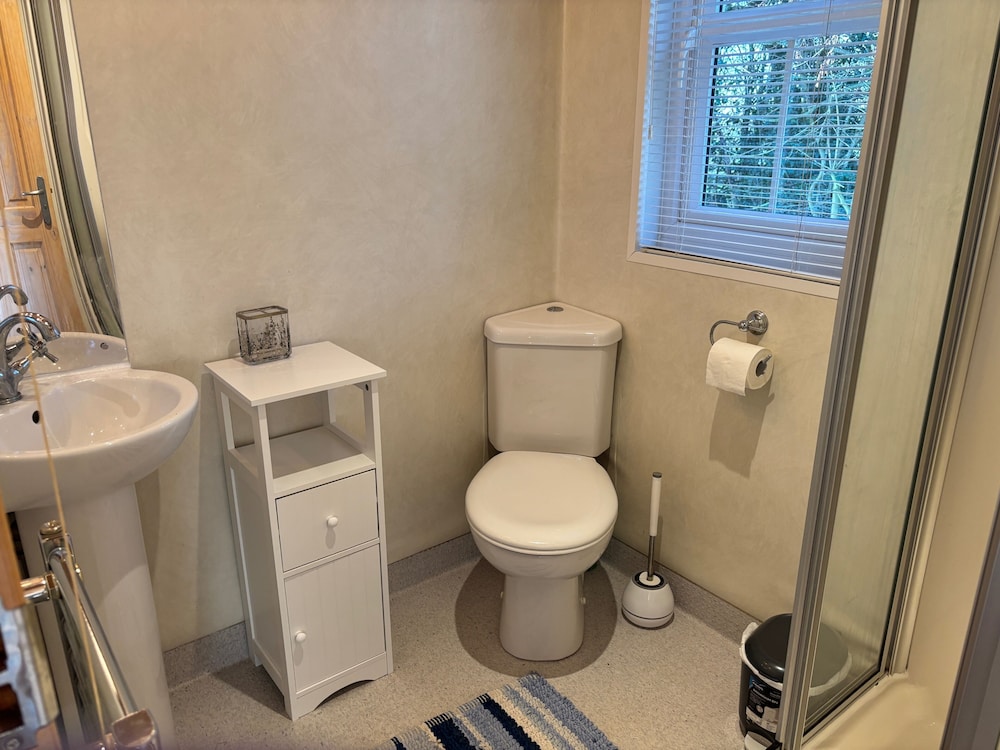 Valley Views - Alpacas - Sleeps 4 - Parking - Pets