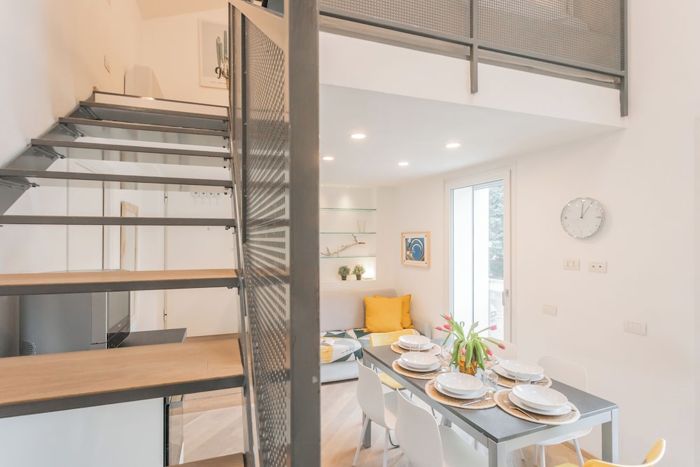 Borsieri Como Apartments with Parking by Rent all Como