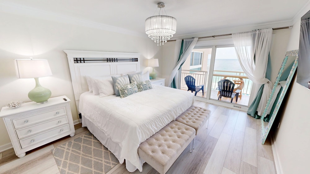 Destin Towers 113 2 Bedroom Condo