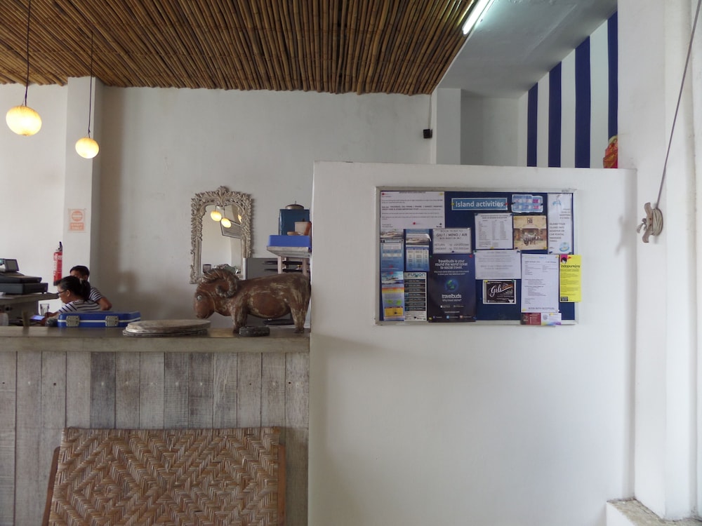 The Island Hotel Bali - Hostel