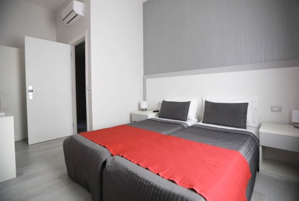 Chiaia Guest House
