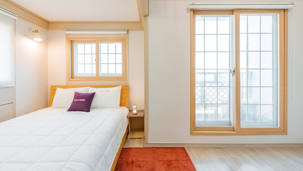 Geoje Peugeot Gomsol Petfriendly Pension
