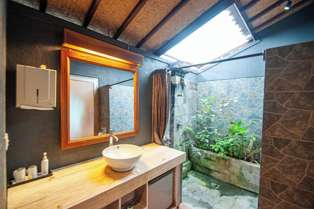 Kubuku Eco Dive Lodge & Yoga
