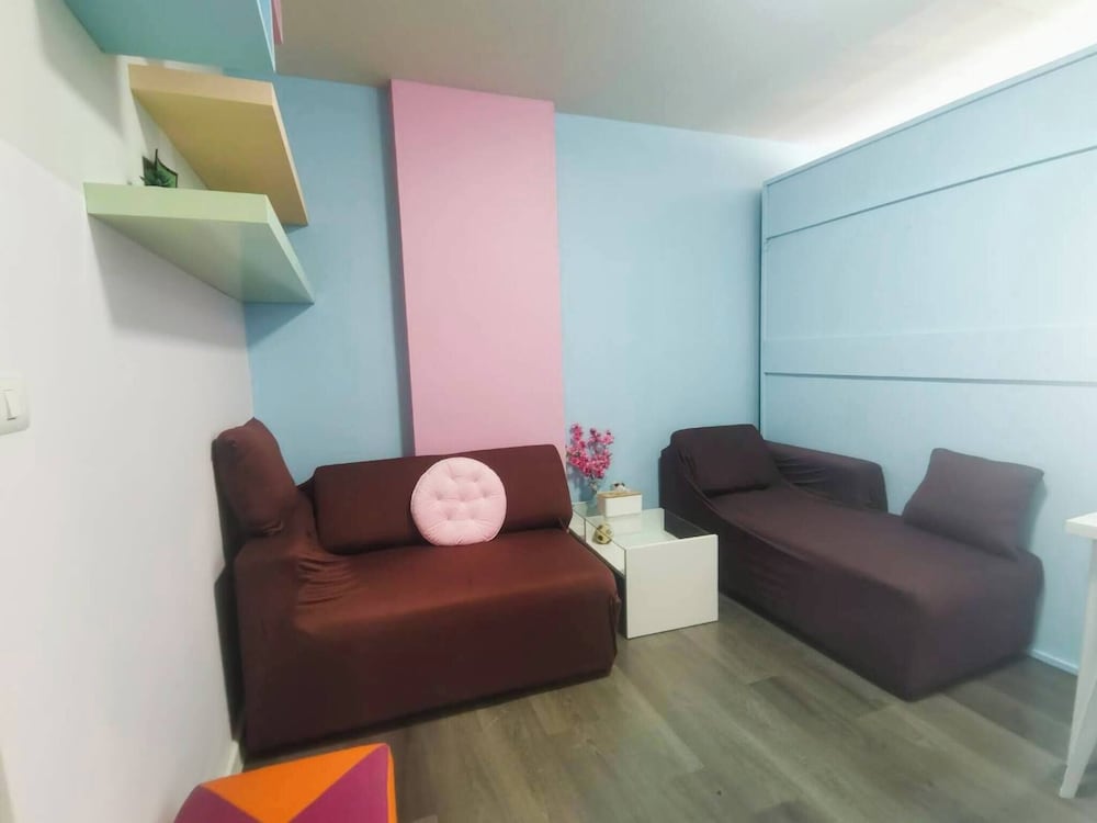 Valley Mountain View&city Proximity Golden Eight Apartment