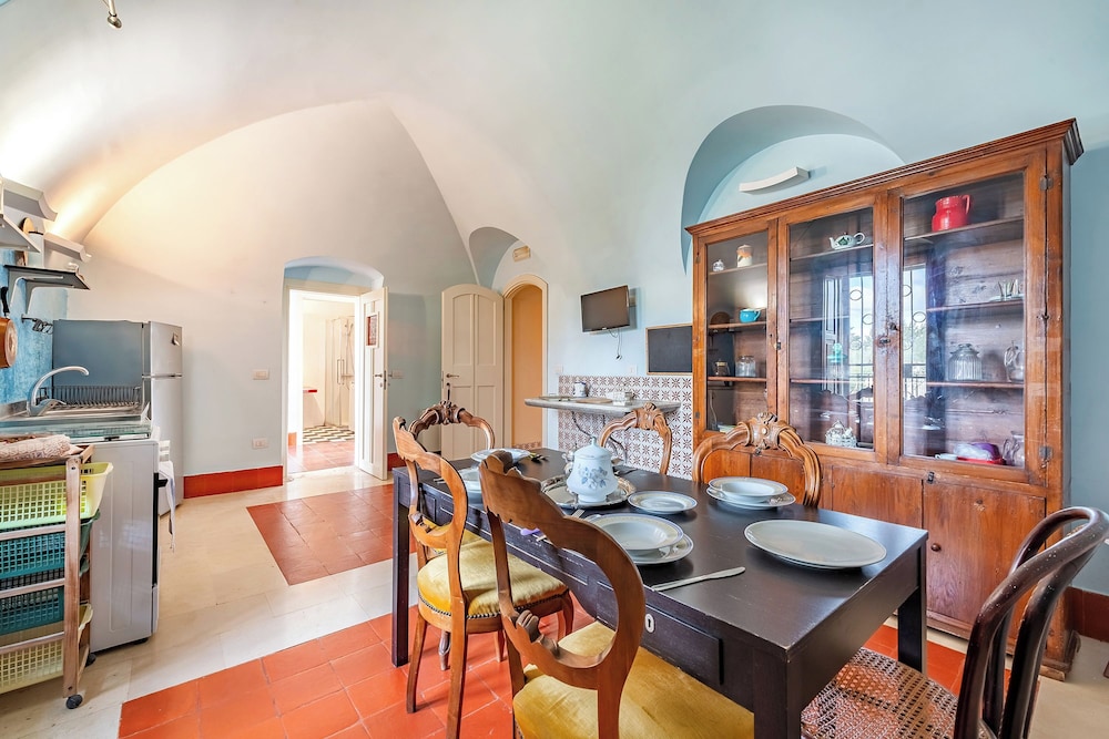 Nella Apartment With Pool