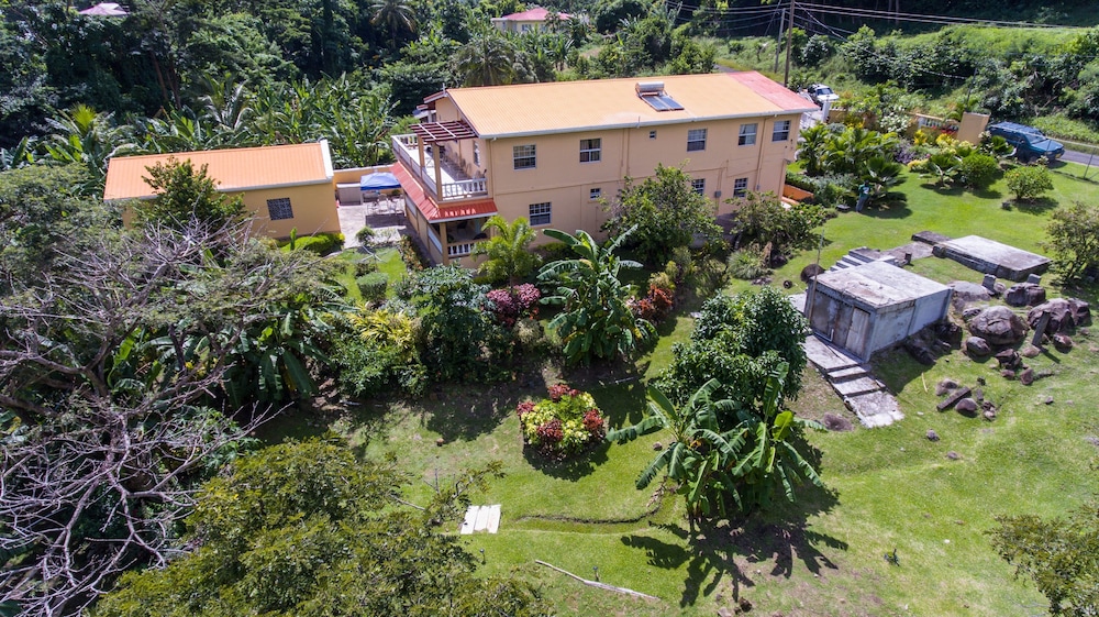 ClarenceVille Villa Apartments