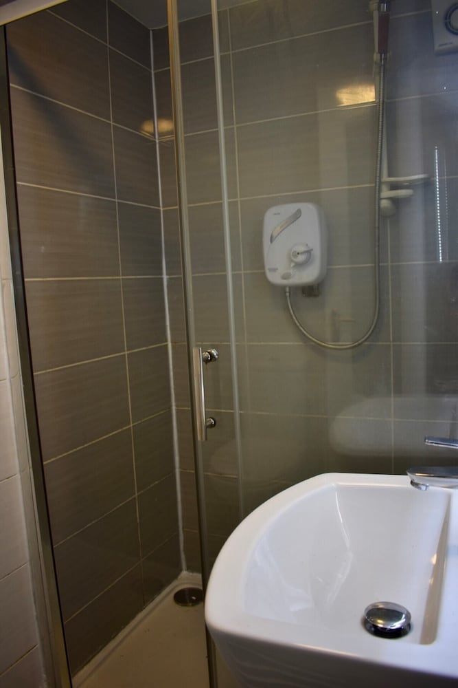 Modern 1 Bedroom Apartment Close to the Centre