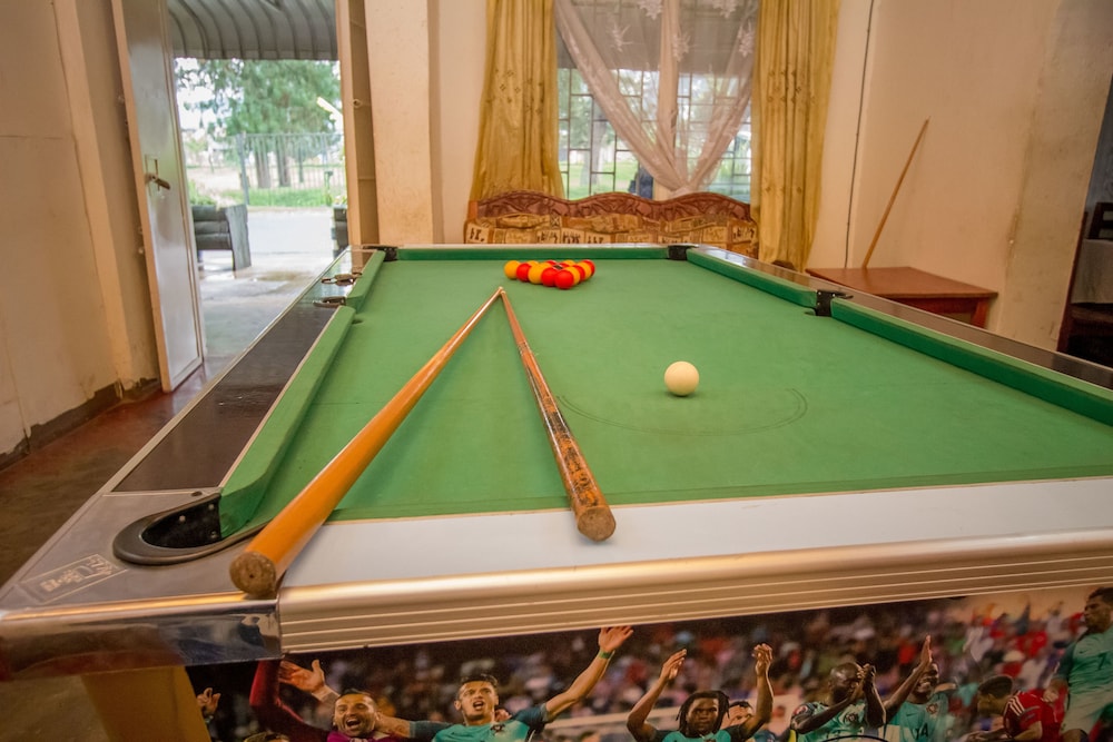 Sabinyo Guest House