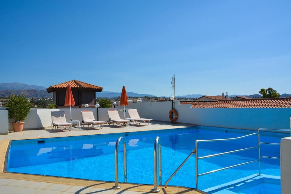 Ilias Apartments