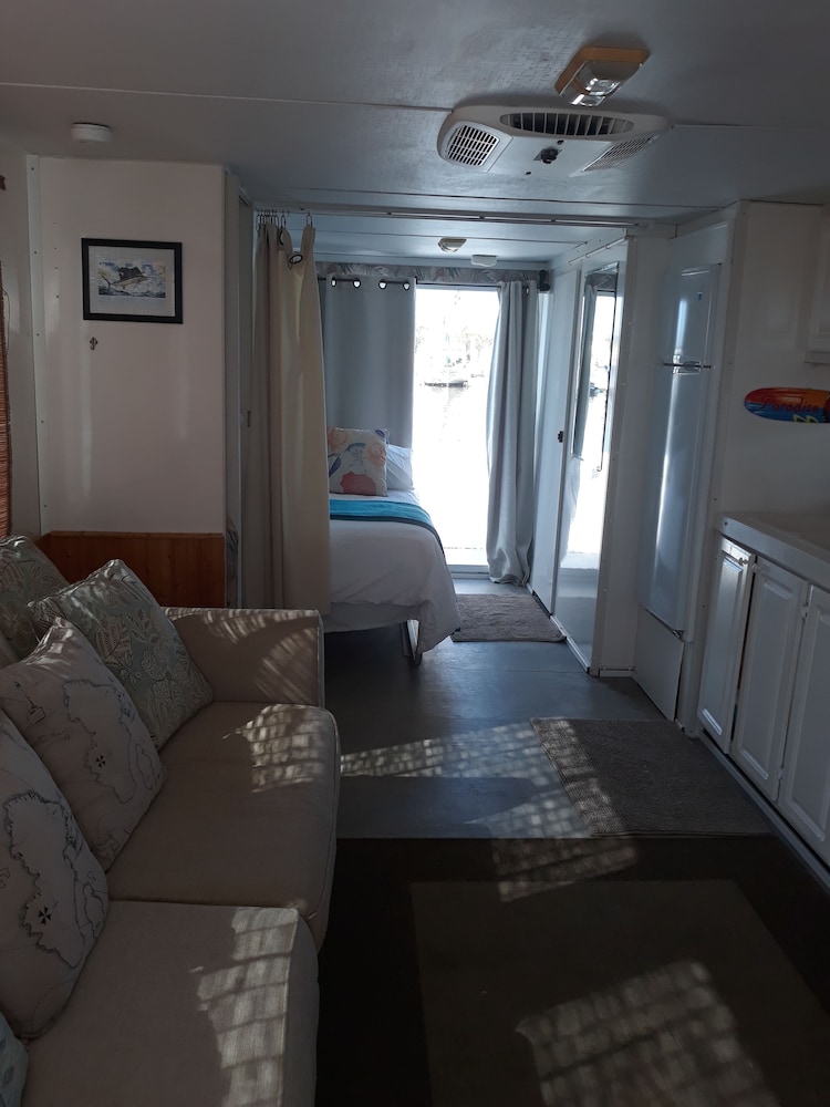 Mangrove Marina and Resort Aqualodge Houseboats