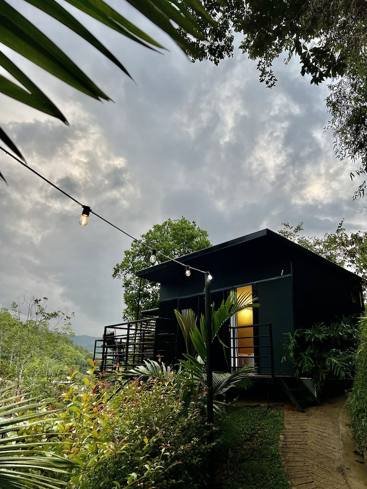 Gaia glamping