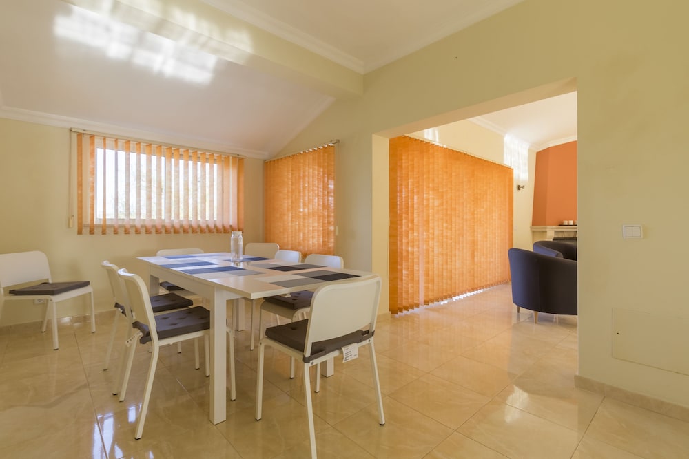Villas2Go2 Sidney en Lagoa — meeting & event spaces