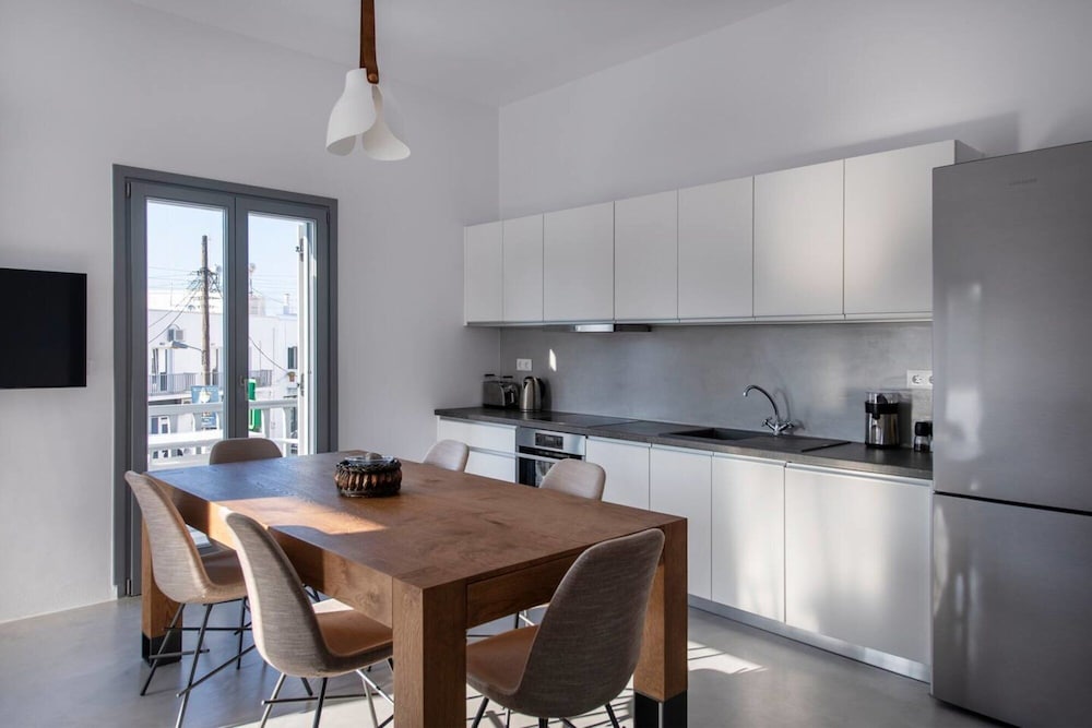 Parikia s Crossroad 3 Bedroom House view 5