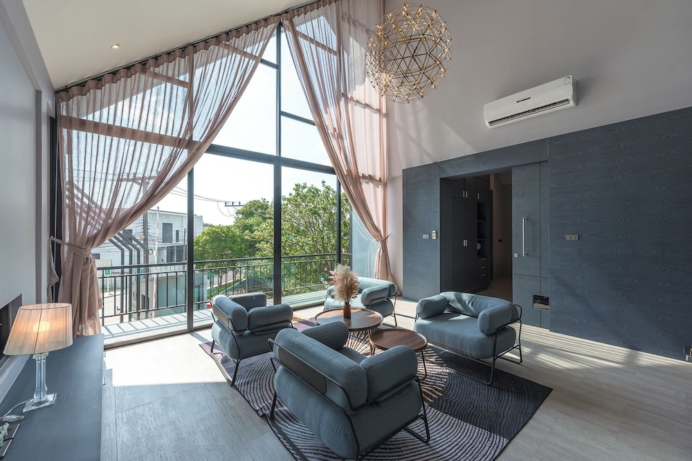 The Granary Loft Haven Villa V188