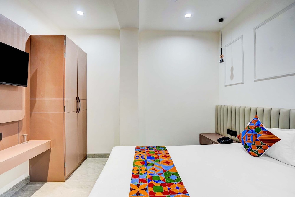 Fabhotel Sanviraaj
