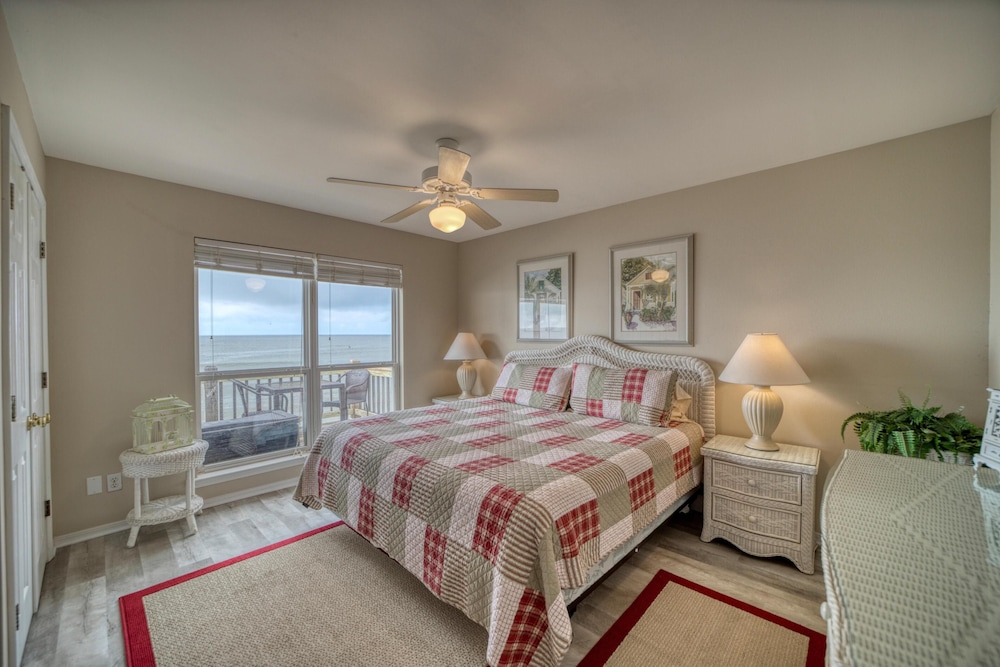 Rainbows End - 100-b Shell Ct view 3