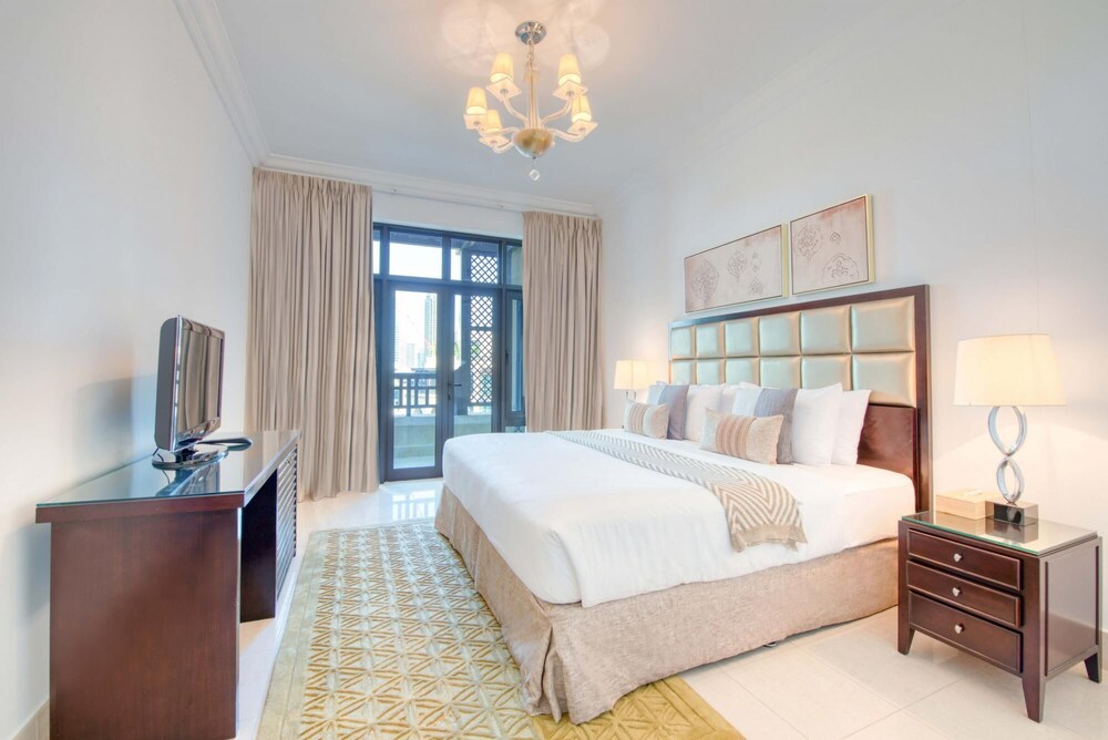 Elite Apt Connected to Dubai Mall Burj Khalifa