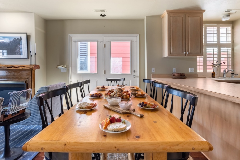 Silver Star by Avantstay Ideal Park City Location Close to Slopes Hot Tub