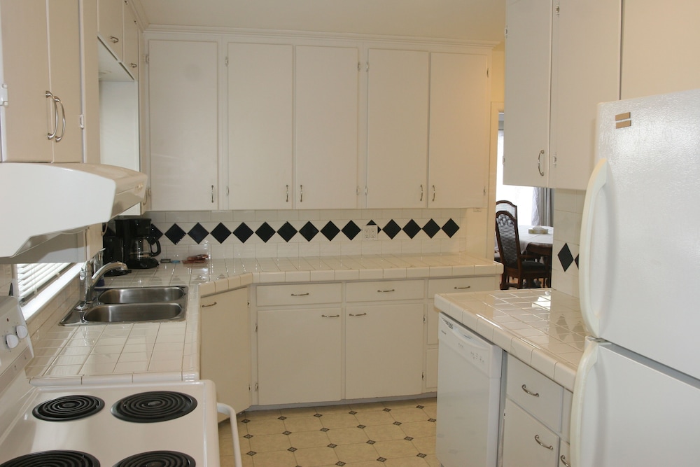 Niagara Riverview Inn - Image 5