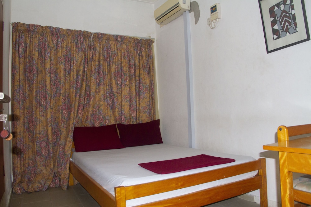 Pink Hostel