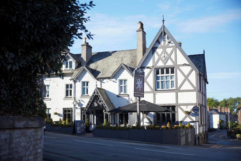 De Trafford Hotel by Chef and Brewer Collection