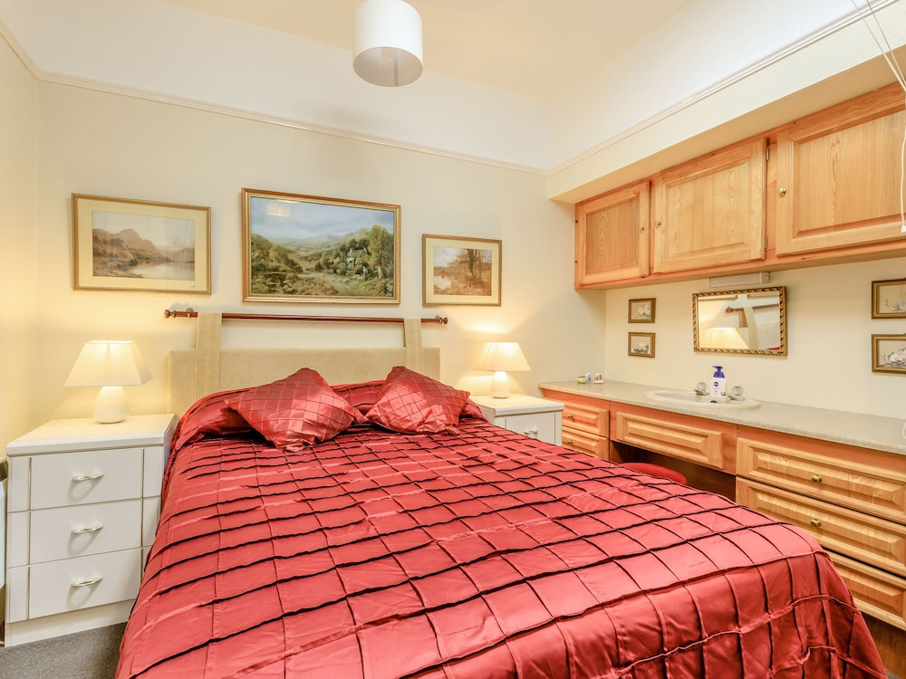 Clooneavin Apartment 5 view 5