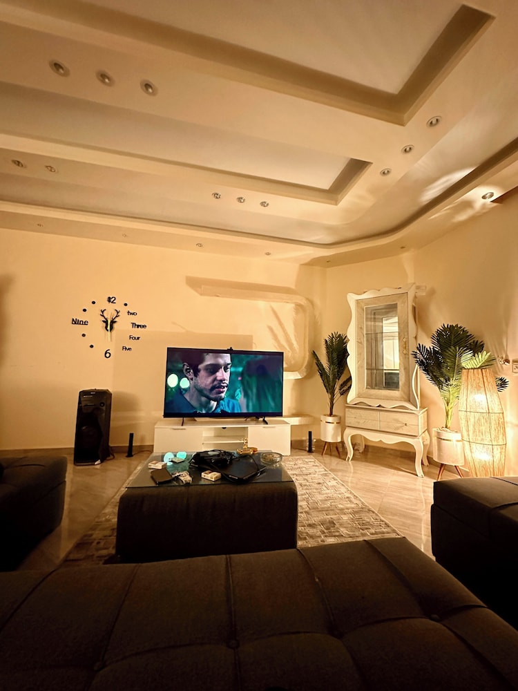 The Privacy Villa
