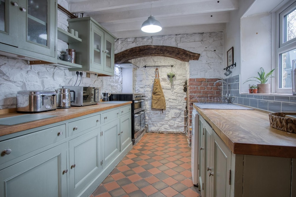 Woodcocks House - 3 Bedroom Holiday Home - Kilgetty