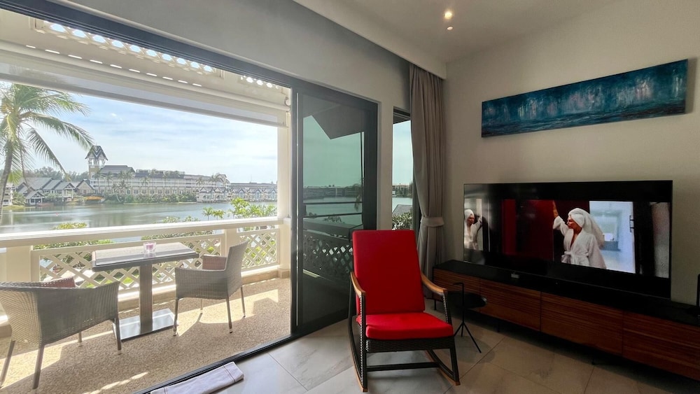 Luxury Seaview 6 Bedrooms With Infinity Pool Villa, Private Gym, Superfast Wifi