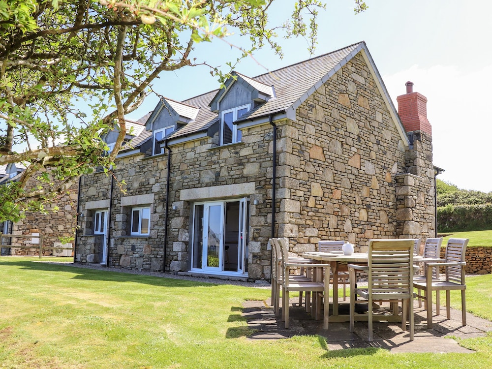 Charlotte's House