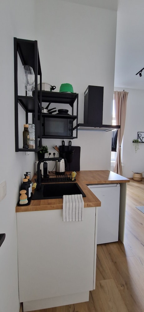 Charleroi Cozy Home
