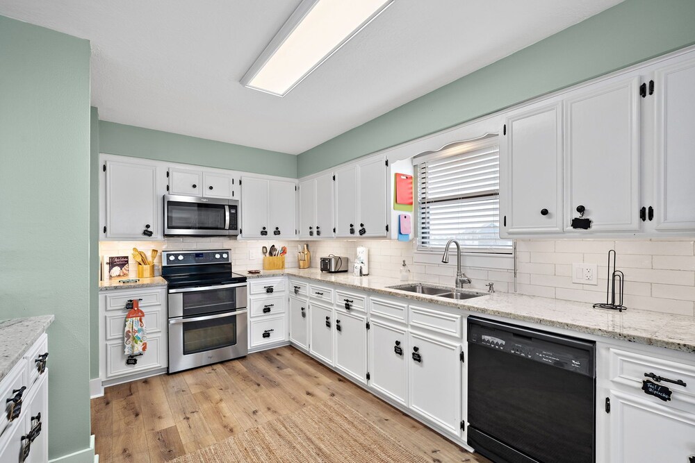 Bay Vista by Ryson Vacation Rentals