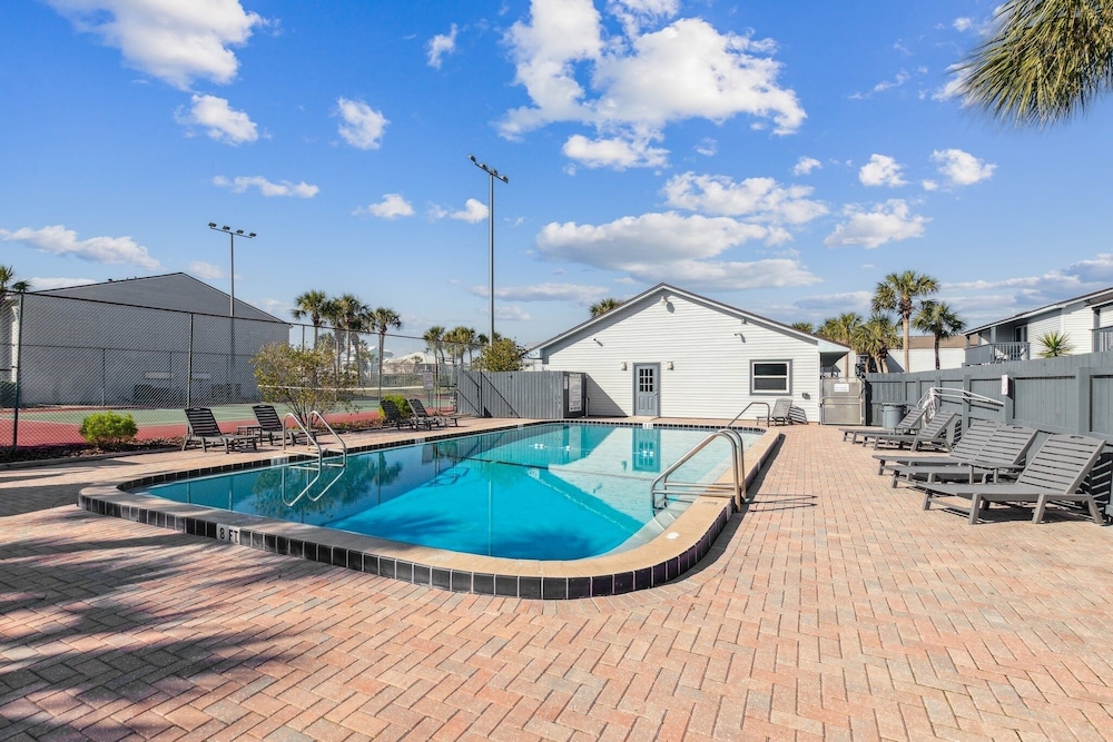 Fernandina Shores 6357 2 Bedroom Condo
