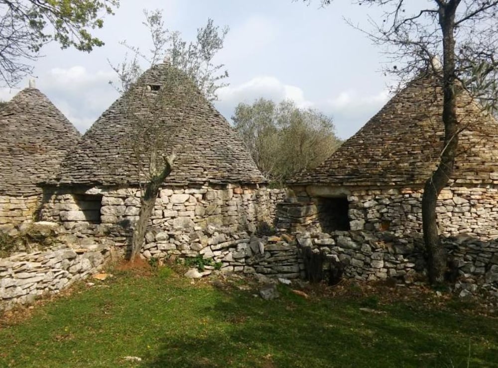 Authentic Istrian Holiday Home for Unforgettable Stays